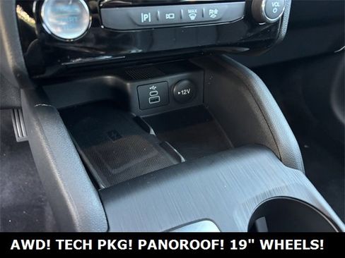 New 2026 Ford Escape Platinum w/ Premium Technology Package image 18