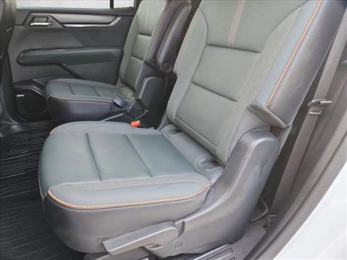 Certified 2024 GMC Acadia AT4 AWD/4WD image 18