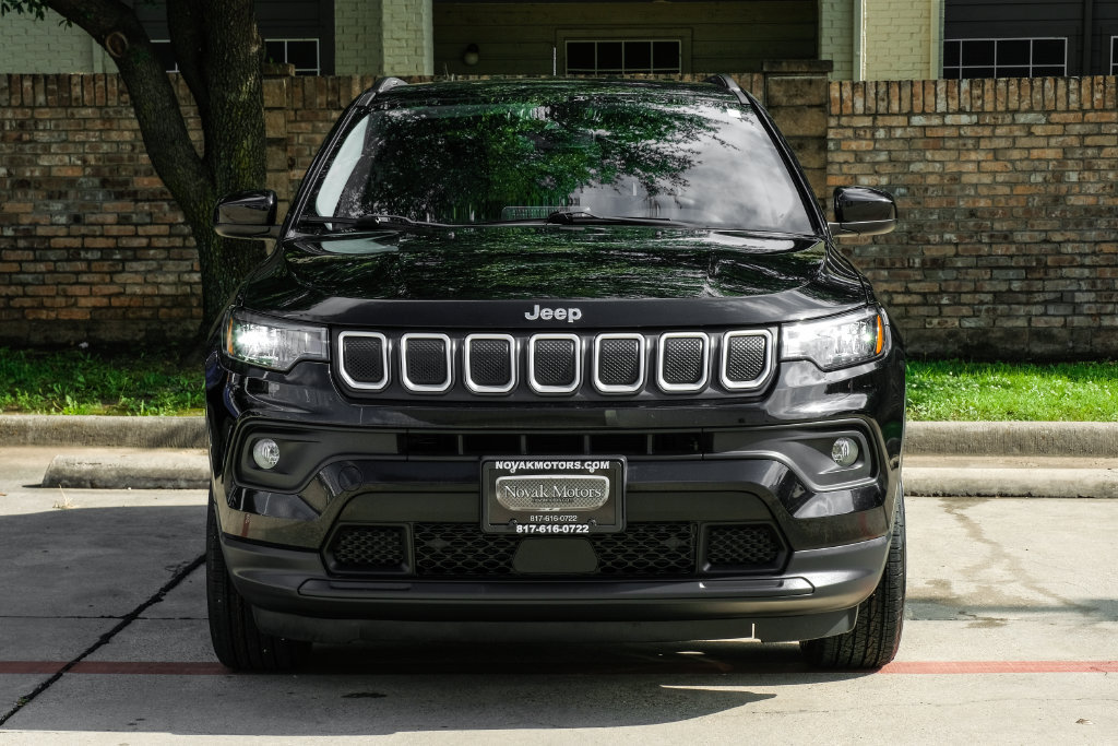 Used 2022 Jeep Compass Latitude AWD/4WD image 10