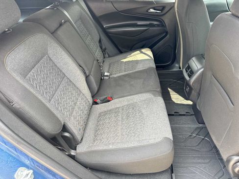 Used 2024 Chevrolet Equinox LT w/ LPO, Floor Liner Package FWD image 19