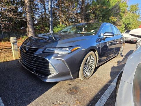 Certified 2022 Toyota Avalon Limited image 14