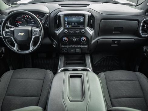 Used 2022 Chevrolet Silverado 3500 LT w/ Convenience Package image 18