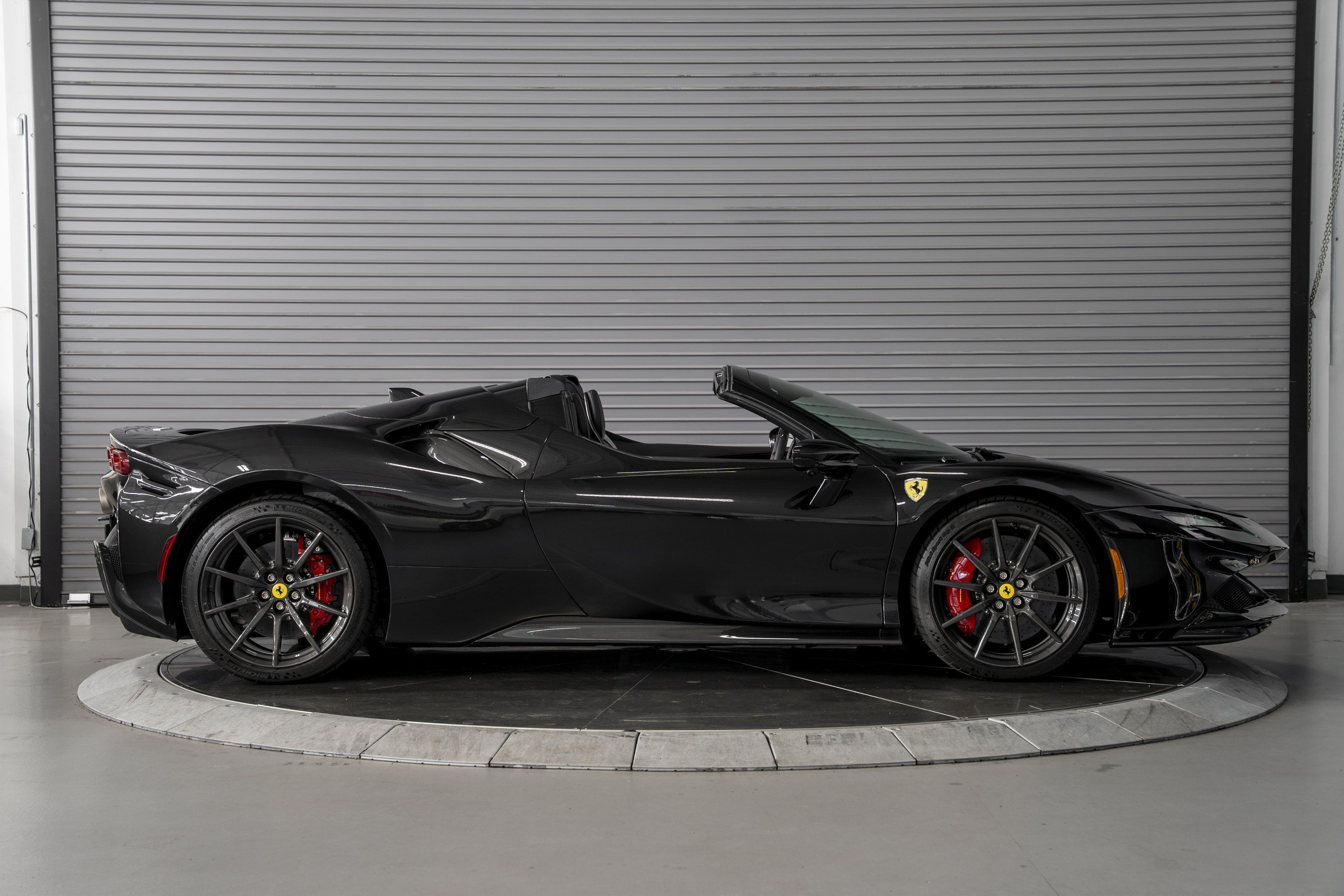 Used 2024 Ferrari SF90 Spider AWD/4WD image 6