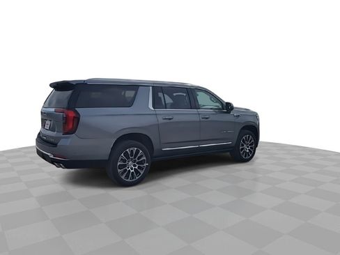 New 2026 GMC Yukon XL Denali w/ Sun & Power Step Package image 8