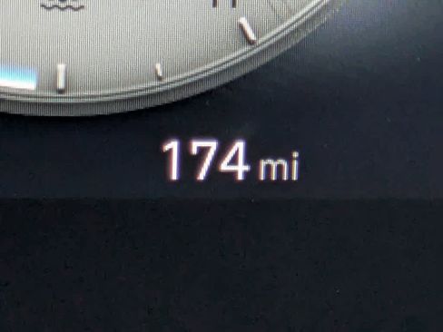 Used 2026 Hyundai Elantra Limited w/ Cargo Package image 35