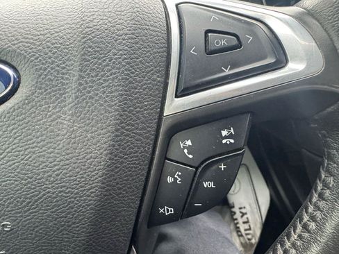 Used 2016 Ford Fusion Titanium AWD/4WD image 18