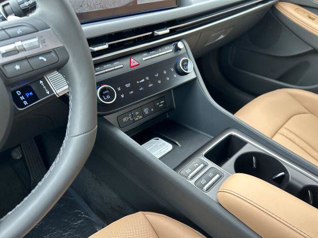 New 2026 Hyundai Sonata Limited FWD image 13
