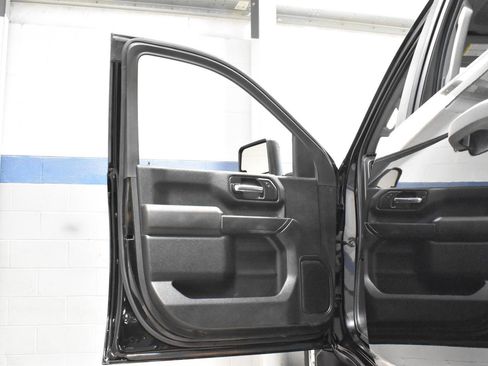 Used 2022 Chevrolet Silverado 2500 W/T w/ WT Convenience Package image 8