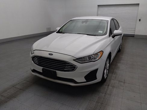 Used 2019 Ford Fusion SE FWD image 15
