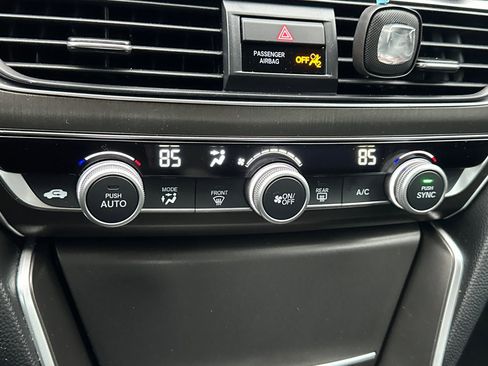 Used 2022 Honda Accord LX image 19