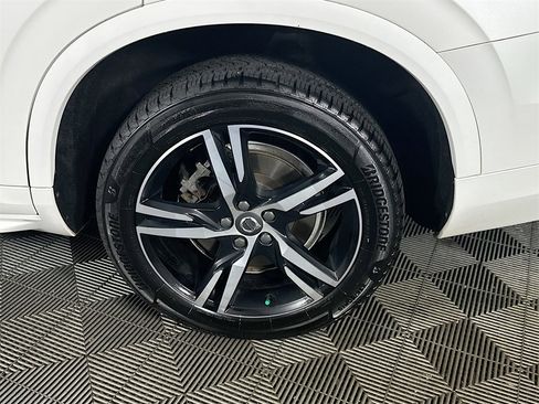 Used 2016 Volvo XC90 T5 Momentum image 33