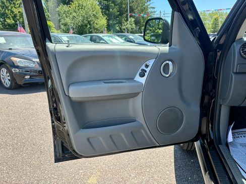 Used 2005 Jeep Liberty Limited AWD/4WD image 11
