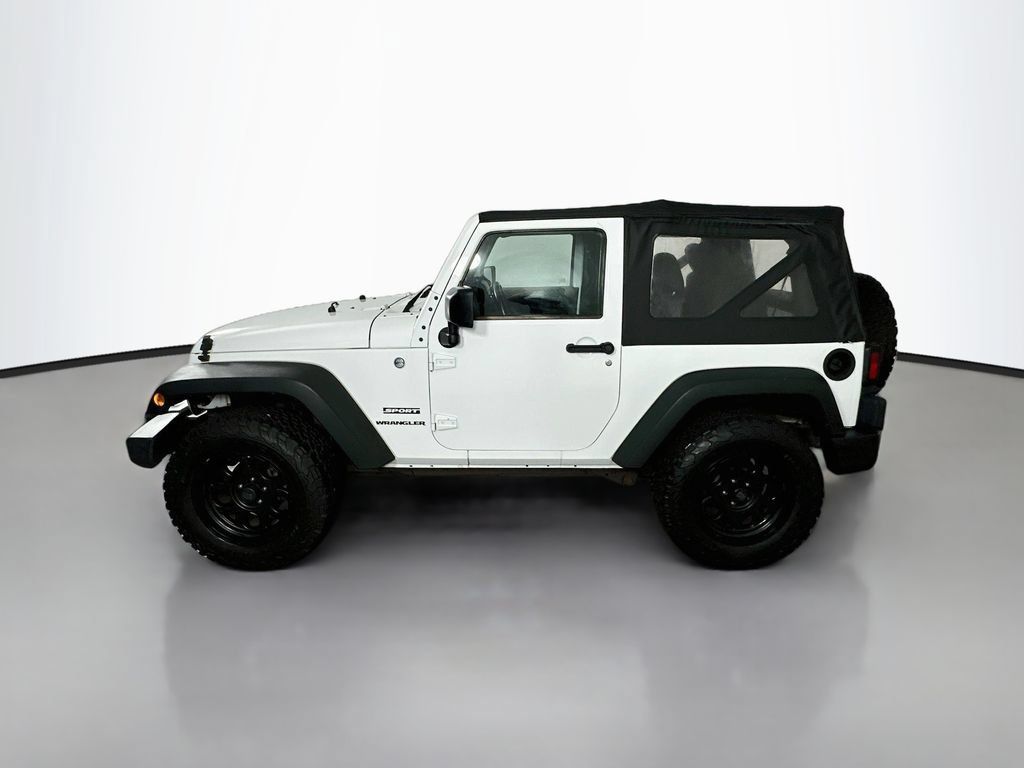 Used 2015 Jeep Wrangler Sport w/ Connectivity Group AWD/4WD image 4