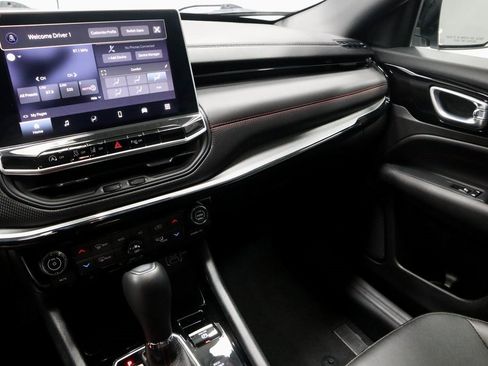 Used 2023 Jeep Compass Trailhawk w/ Trailhawk Convenience Group image 30