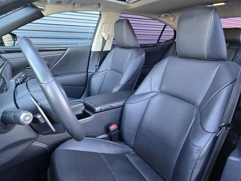 Used 2019 Lexus ES 350 image 19