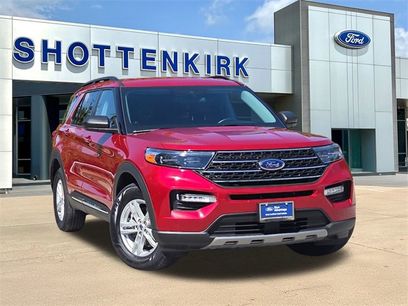 Certified 2022 Ford Explorer XLT w/ Equipment Group 202A