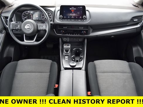 Used 2023 Nissan Rogue SV image 2