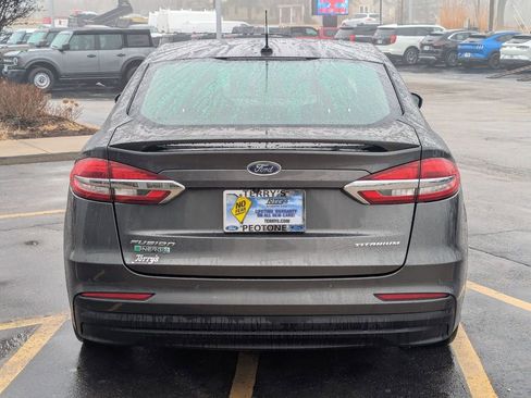 Used 2019 Ford Fusion Energi Titanium image 4