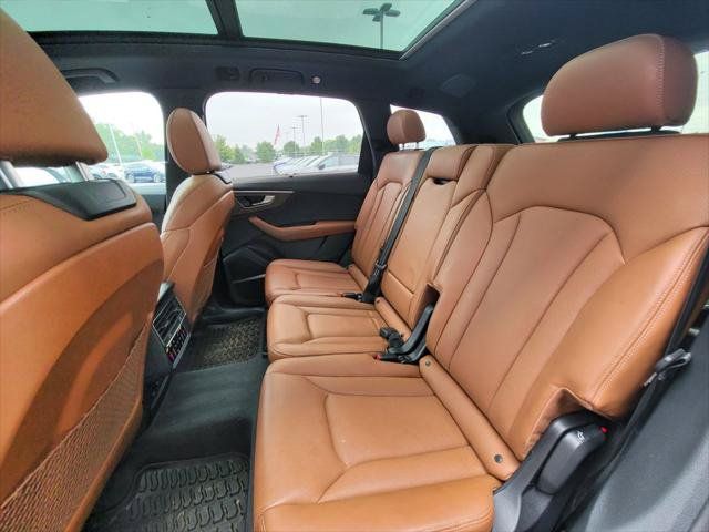 Certified 2025 Audi Q7 3.0T Prestige AWD/4WD image 23