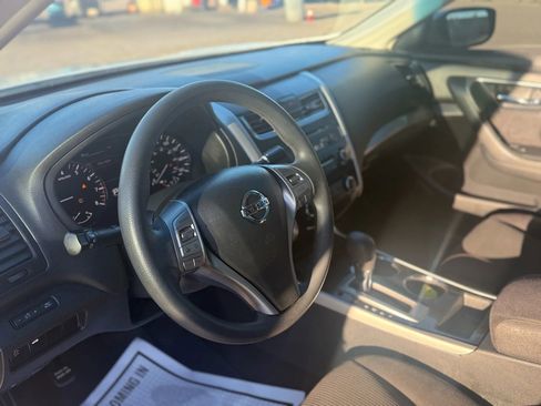 Used 2013 Nissan Altima 2.5 S image 8