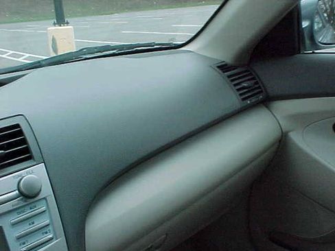 Used 2009 Toyota Camry LE FWD image 22