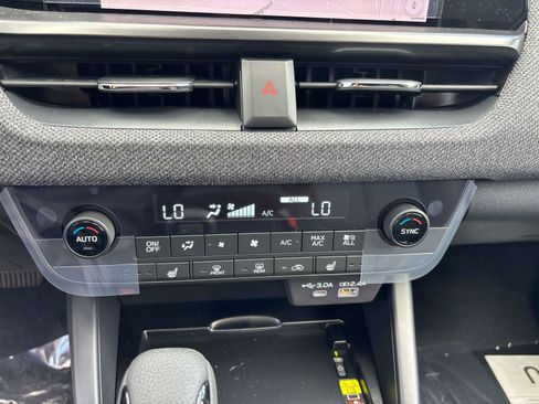 New 2026 Subaru Outback Limited AWD/4WD image 15