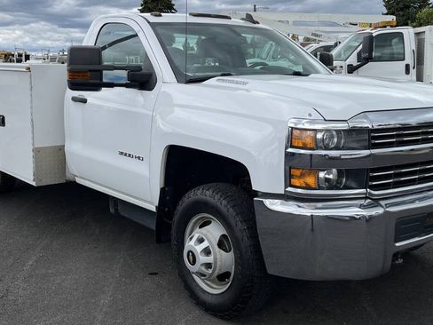 Used 2015 Chevrolet Silverado 3500 W/T w/ WT Convenience Package AWD/4WD image 3