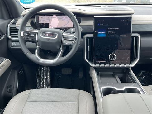 New 2025 GMC Acadia Elevation image 11