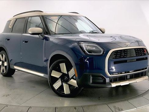 Used 2025 MINI Cooper Countryman S w/ Comfort Package Max image 11
