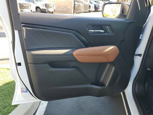 New 2026 GMC Canyon AT4 image 12