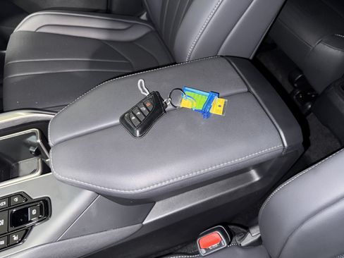 Used 2025 Lexus TX 350 AWD w/ Technology Package image 31