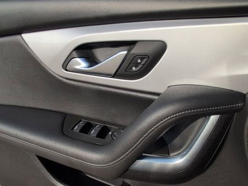 Used 2022 Chevrolet Blazer LT image 16