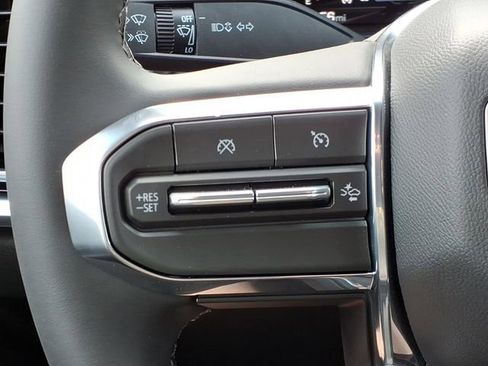 New 2026 GMC Canyon Elevation image 14