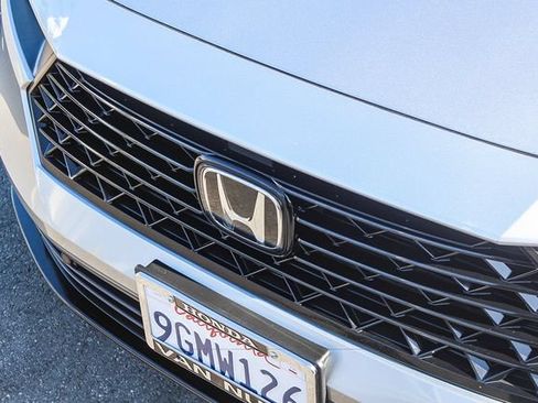 Used 2023 Honda Accord Touring image 16