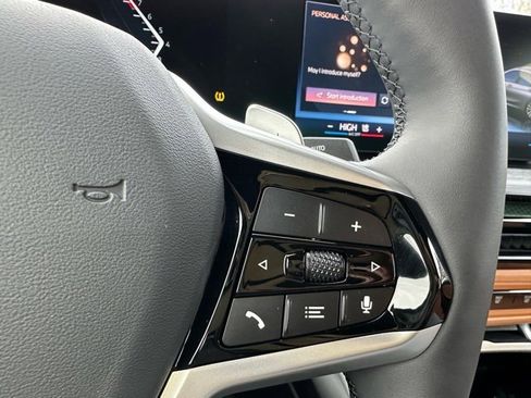 Used 2025 BMW 330i xDrive Sedan w/ Convenience Package image 17