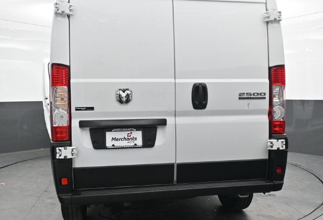 Used 2026 RAM ProMaster 2500 w/ Convenience Group FWD image 43