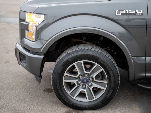 Used 2016 Ford F150 XLT w/ Equipment Group 302A Luxury image 10