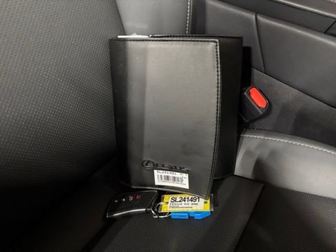 Used 2024 Lexus RX 350 AWD image 33