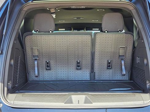 New 2026 Chevrolet Tahoe LS image 21