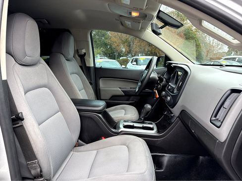 Used 2019 Chevrolet Colorado W/T w/ WT Convenience Package image 10