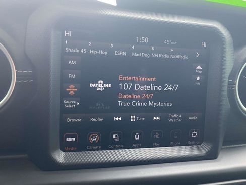 Used 2023 Jeep Wrangler Sahara w/ Cold Weather Group image 11