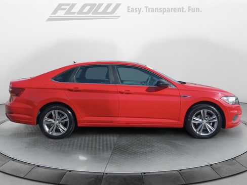 Used 2019 Volkswagen Jetta R-Line image 10