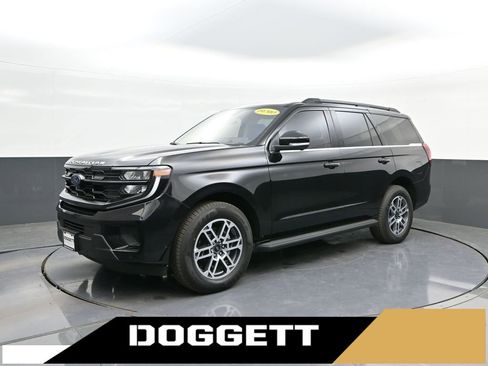 New 2025 Ford Expedition Active image 1