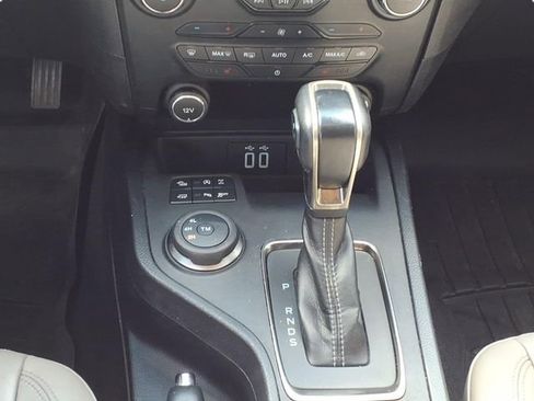 Used 2019 Ford Ranger Lariat w/ Equipment Group 501A Mid AWD/4WD image 22