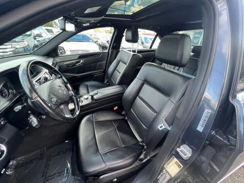 Used 2011 Mercedes-Benz E 350 4MATIC Sedan image 8