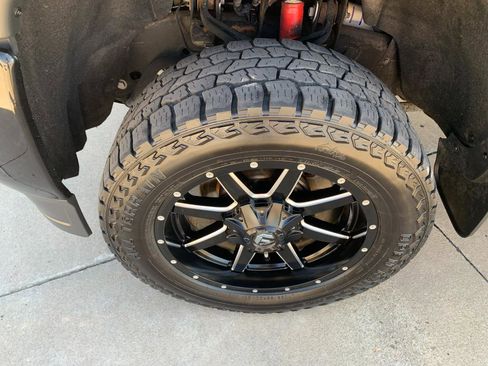 Used 2016 GMC Sierra 2500 Denali w/ Duramax Plus Package image 18