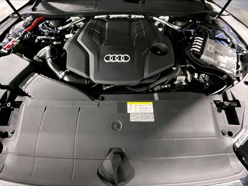 Used 2022 Audi A7 3.0T Premium w/ Convenience Package image 31