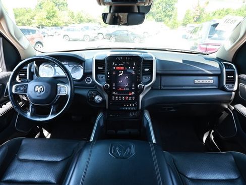 Used 2019 RAM 1500 Laramie AWD/4WD image 34