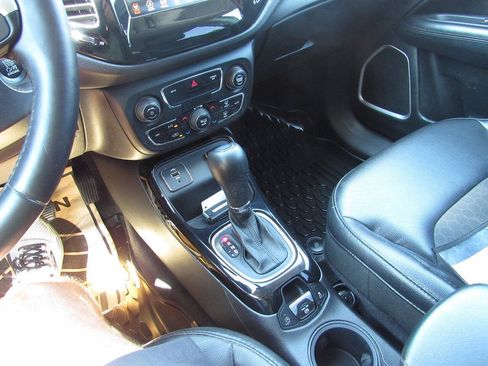 Used 2018 Jeep Compass Latitude w/ Popular Equipment Group FWD image 26