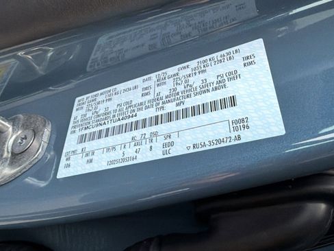 New 2026 Ford Escape ST-Line Select w/ Equipment Group 401A image 30